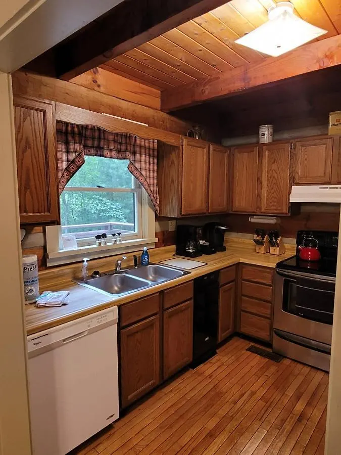Bears Hideaway Holiday home *