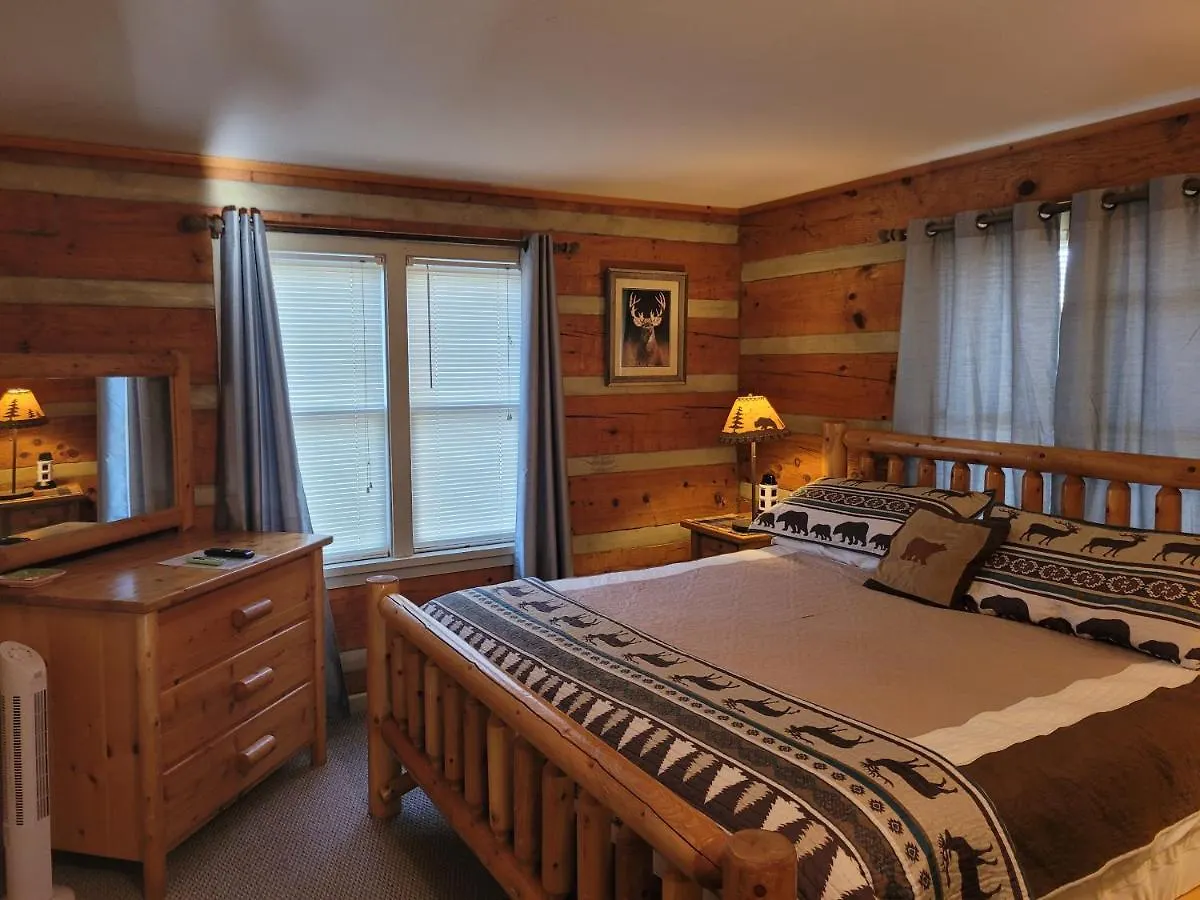 Holiday home Bears Hideaway