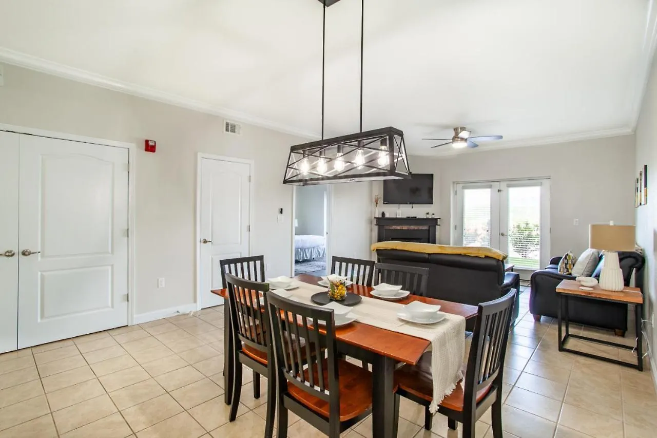 Holiday home Mountain Retreat View Community Amenities *