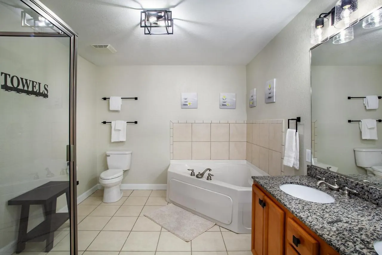 Holiday home Mountain Retreat View Community Amenities