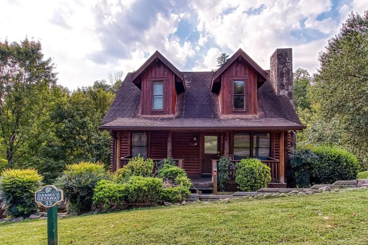 Four-bedroom House Holiday home *