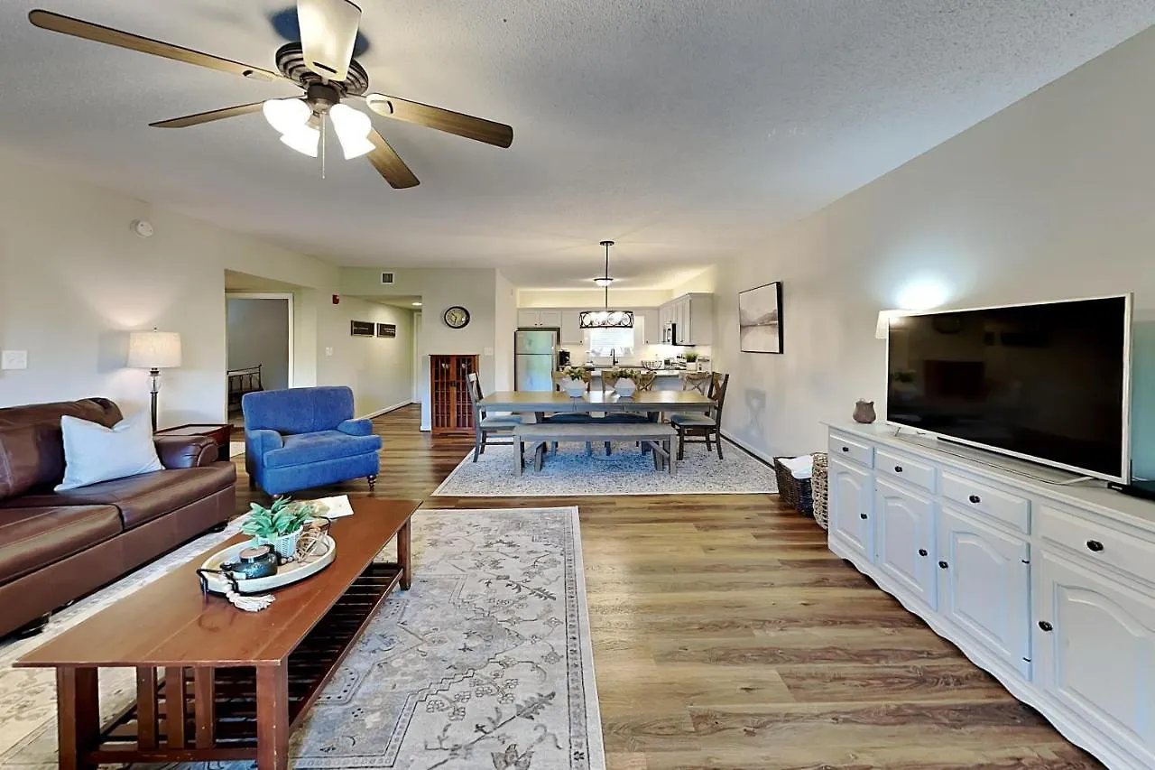 Family Gathering Whispering Pines 514 Apartment