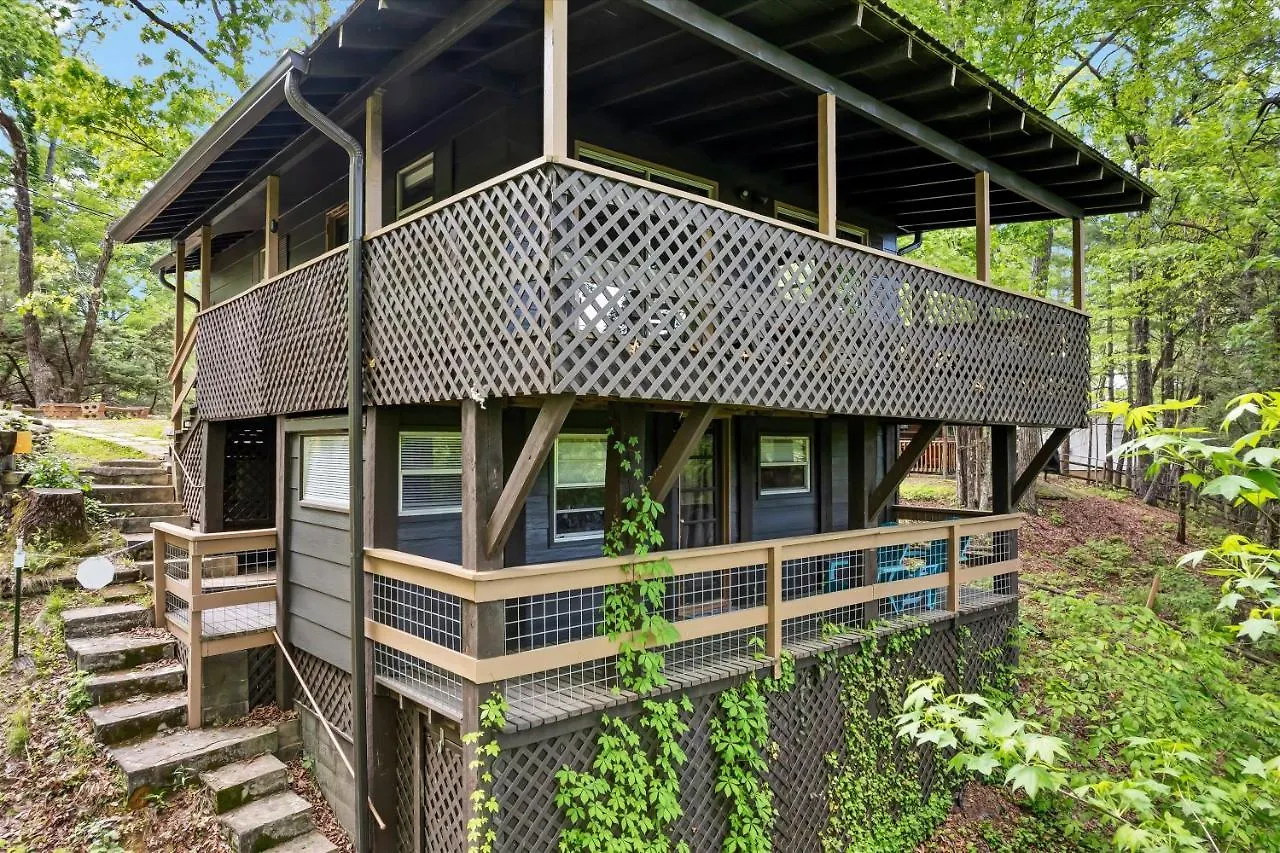 Pet Friendly Super Cozy Mtn Retreat Wfirepit *