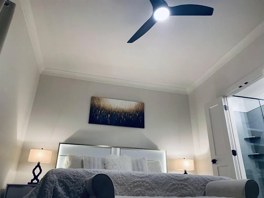 Luxury Bliss, Close To Major Attractions W/game & Gas Grill *