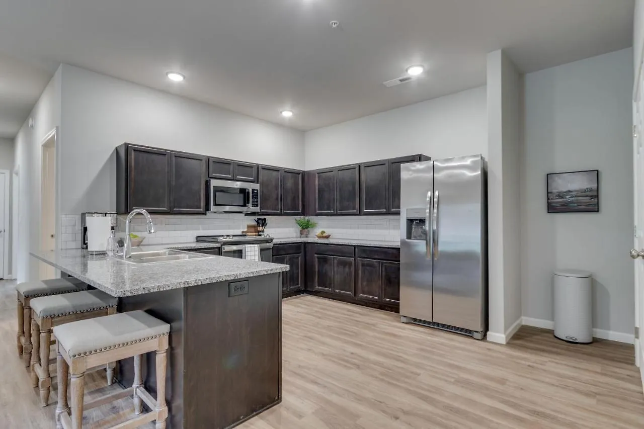 Apartment New Const 1 Bdr - Rc 2202