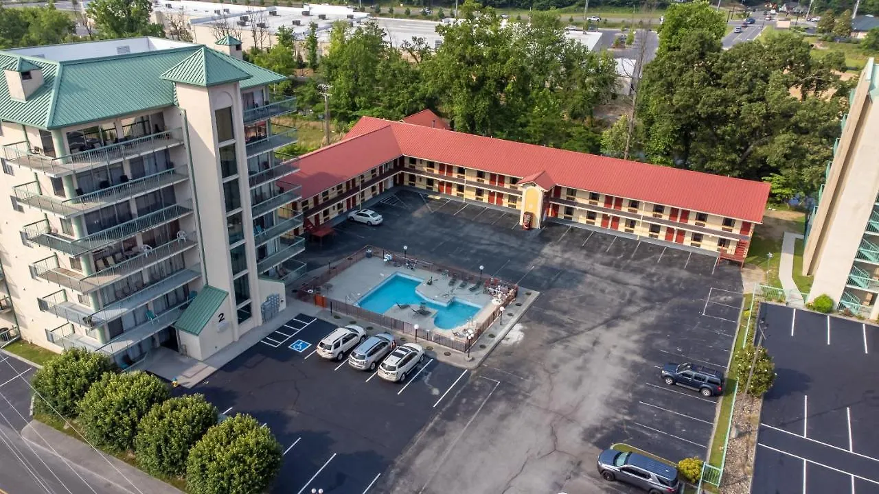 River Place 3*