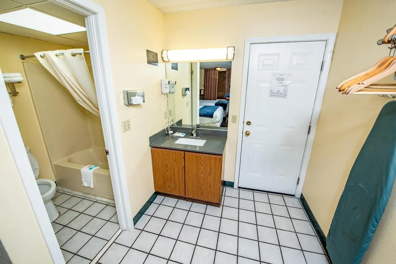River Place Motel 3*