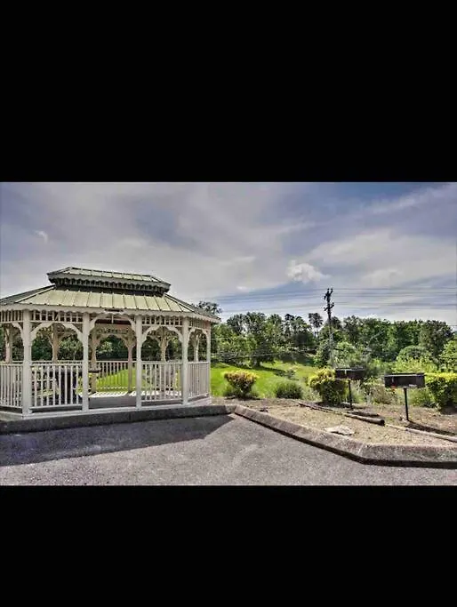 Amazing Mountain Views, 5 Min To Dollywood&parkway * Pigeon Forge