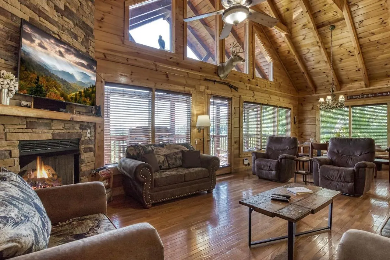 Ern857 - A Dream True - Great Location! Close To The Action! *