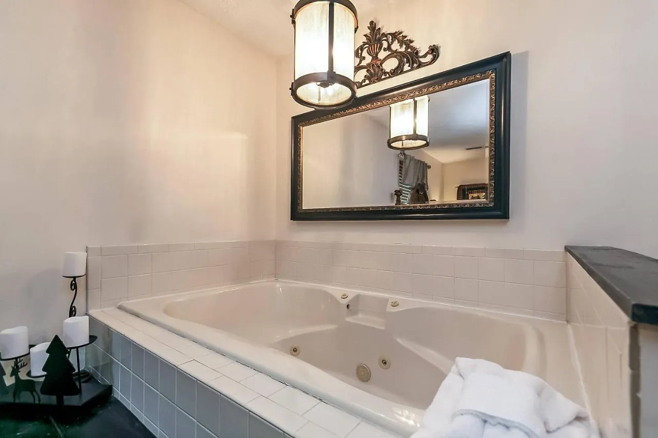 Holiday home Hidden Hollow Pigeon Forge