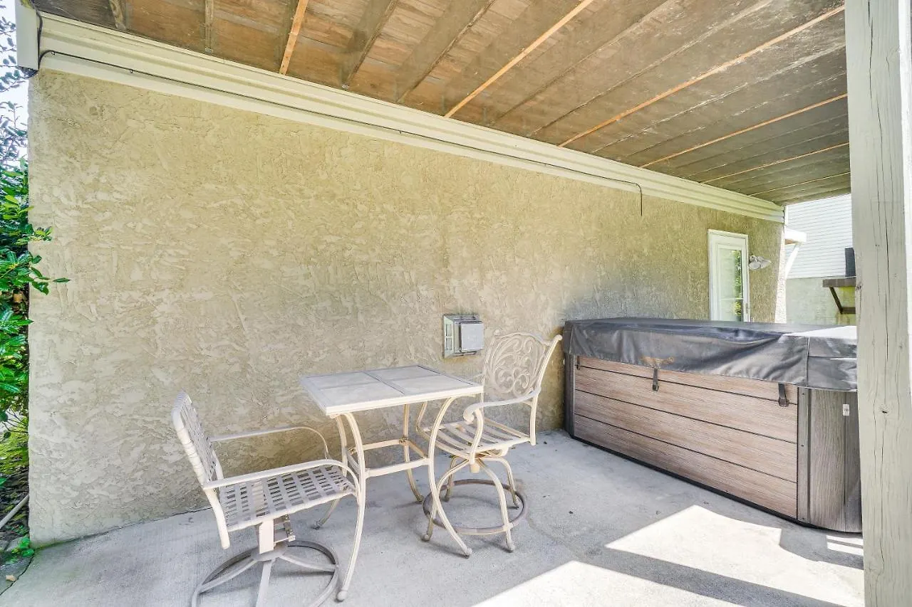 With Screened Porch, 3 Mi To Town! * Pigeon Forge