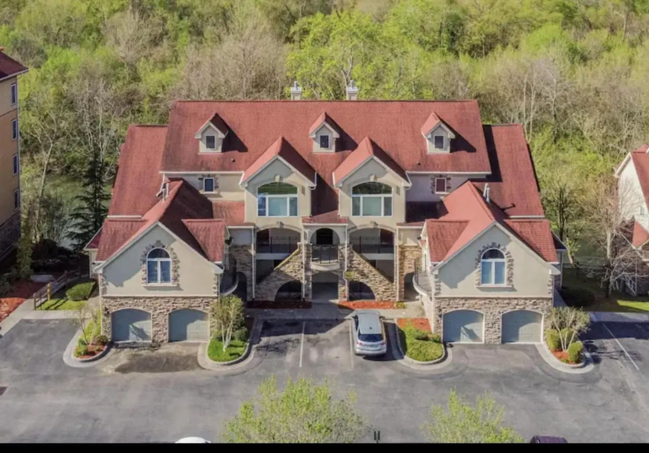 Apartment Bill's On Little Pigeon River *