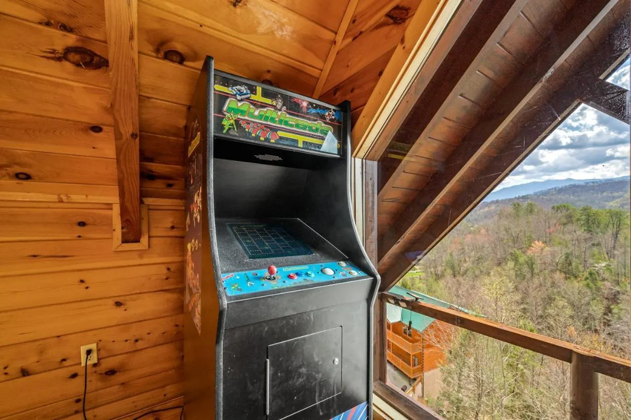 Million Dollar View - Games Table & Movie Theater!