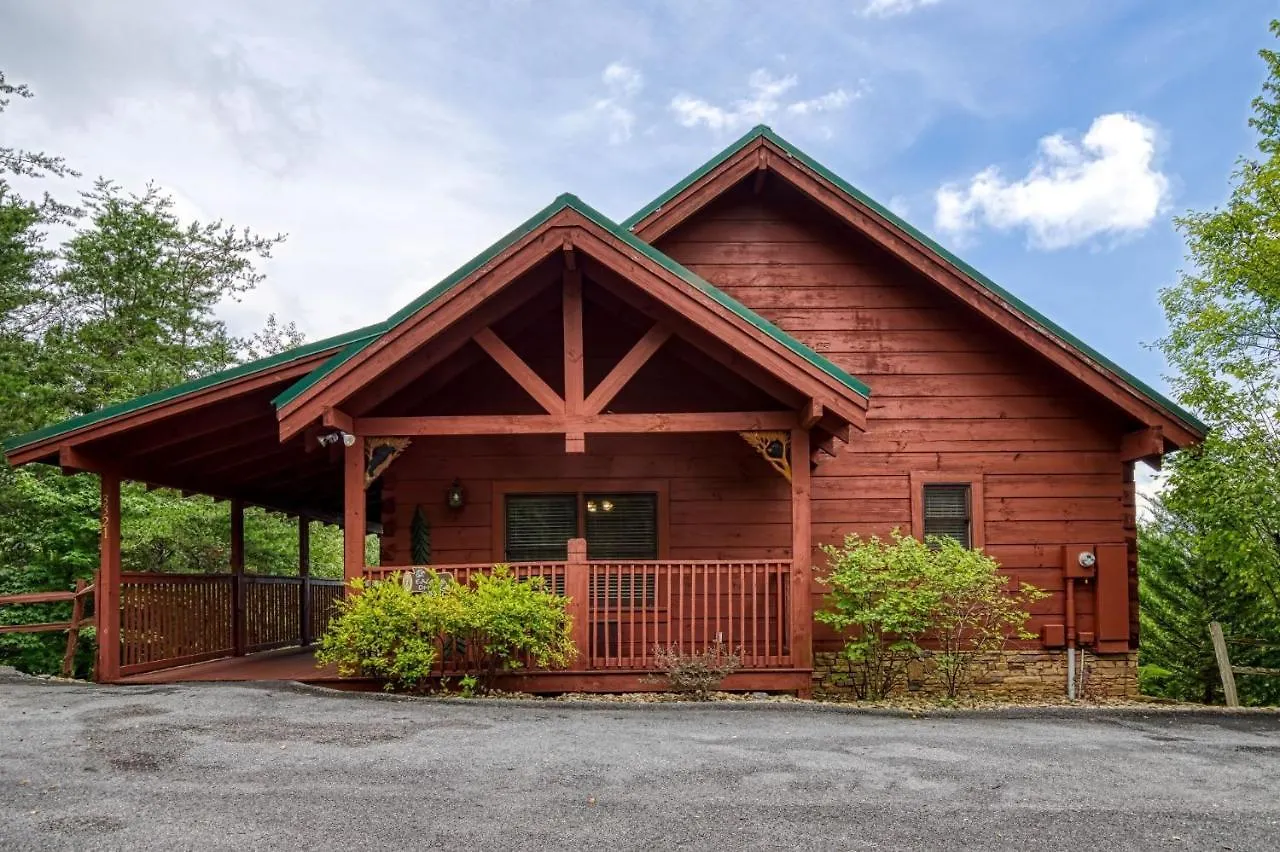 Ern858 - Eagles On High - Great Location! Close To The Action! Holiday home *