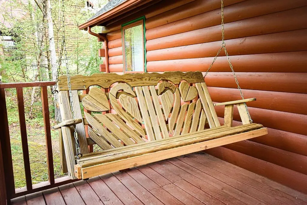 Casa de Férias Four Private - Hot Tub - Arcade - Fast Wi-fi - One Minute To Parkway Fun Pigeon Forge