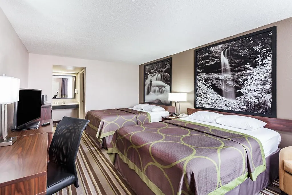 Hotel Super 8 By Wyndham Pigeon Forge-emert St