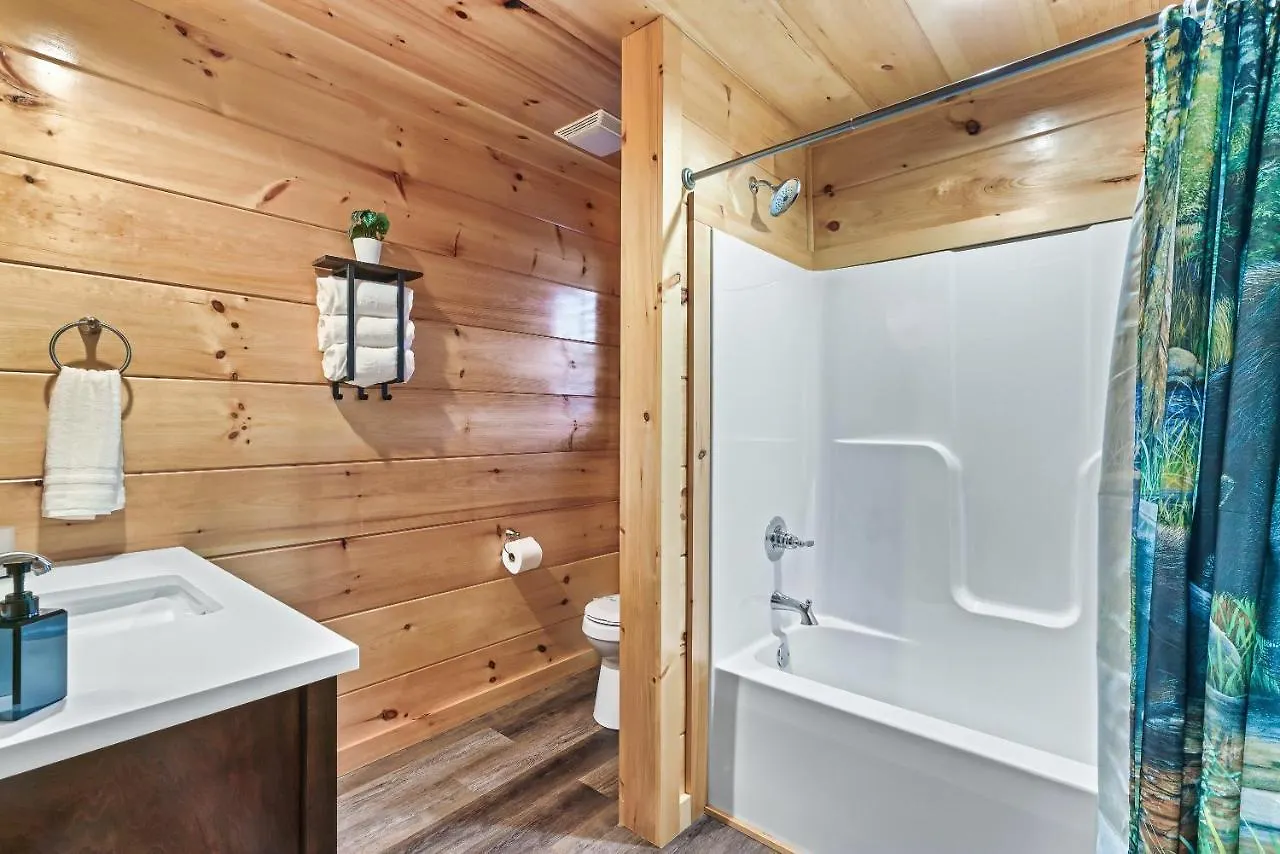 Mountains R Calling, Cozy Hideaway, King Beds, Hot-tub, Arcade, Ev Ready 別荘 *
