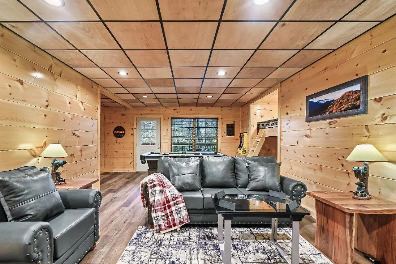Mountains R Calling, Cozy Hideaway, King Beds, Hot-tub, Arcade, Ev Ready