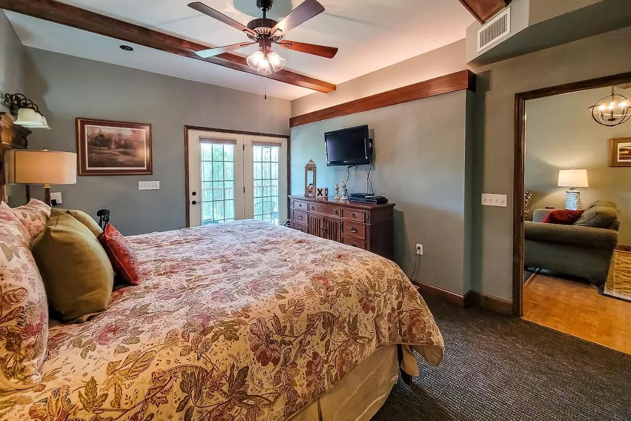 Apartment River Place 527