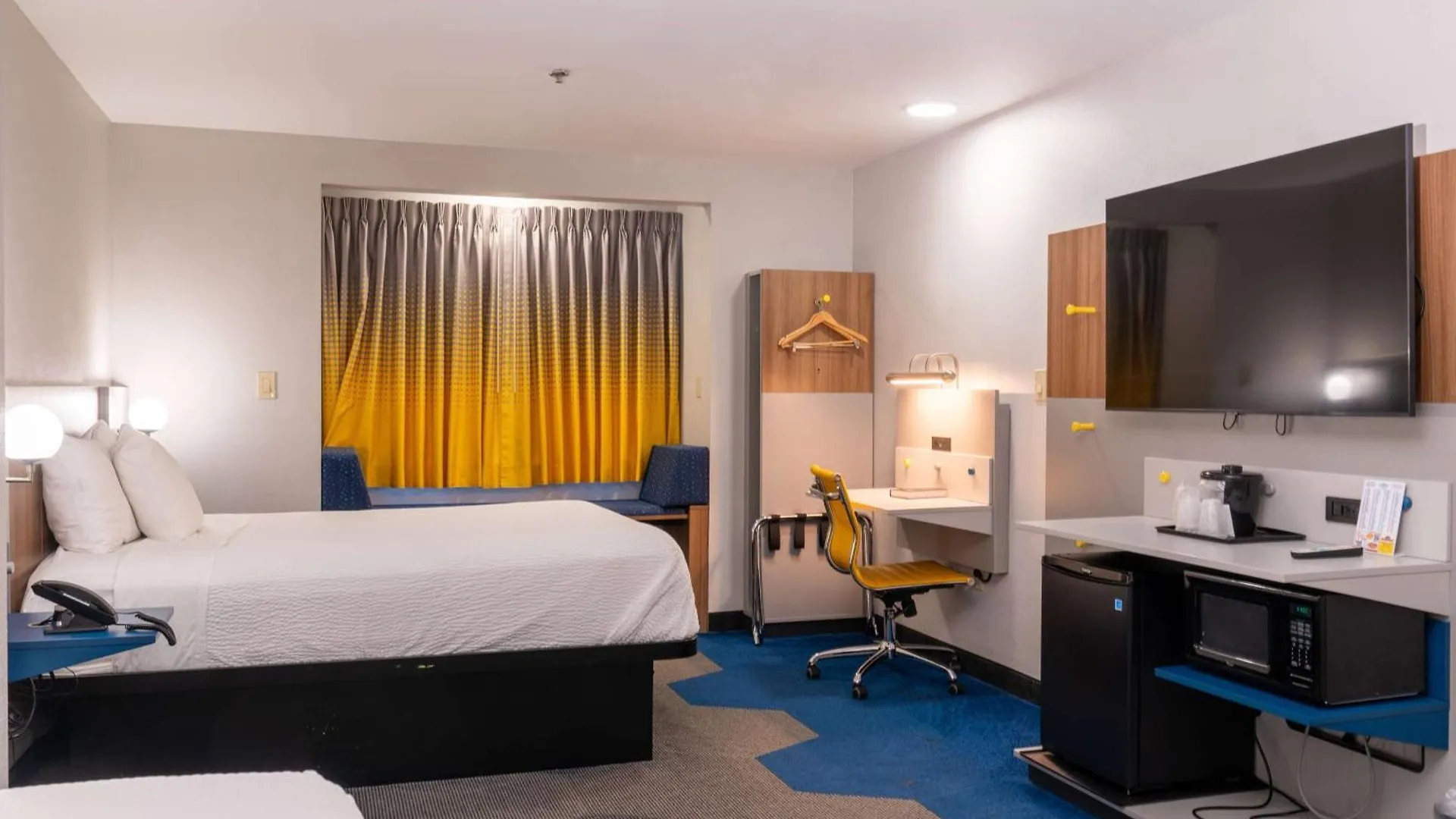 Microtel & By Wyndham Hotel Pigeon Forge