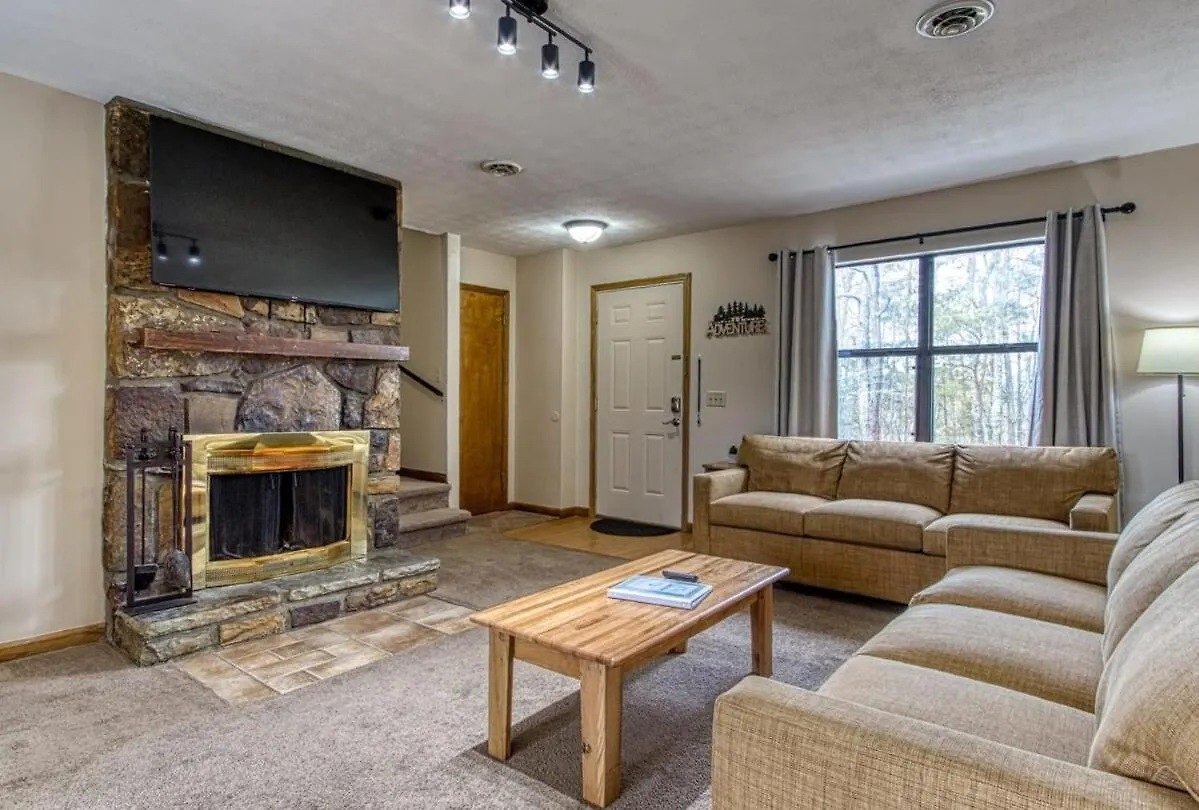 Pinecrest Townhomes-1king-2queen Unit-updated