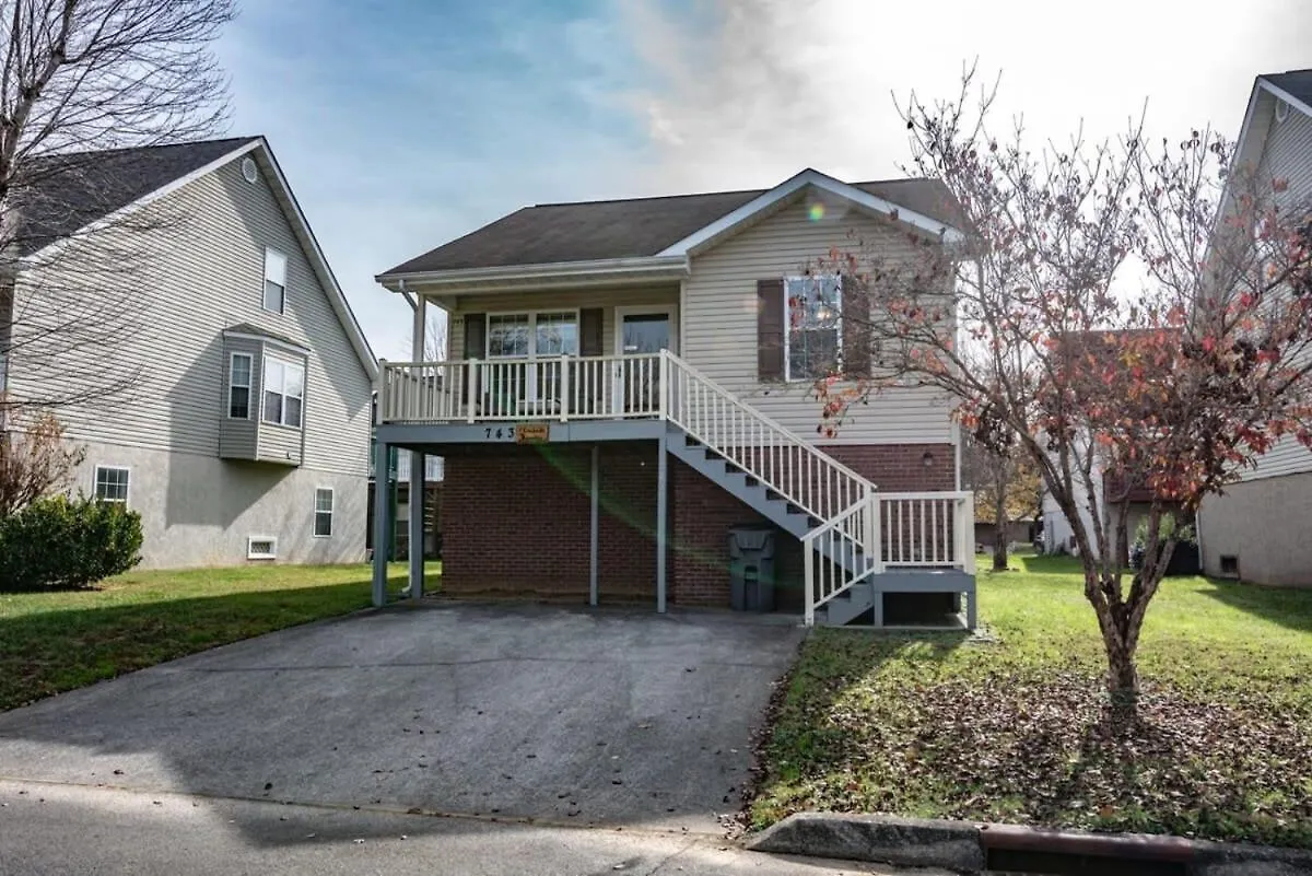 Spot For And The Family In Sevier County Holiday home *