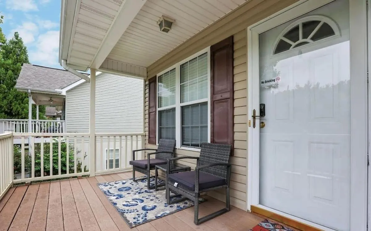 Holiday home Spot For And The Family In Sevier County