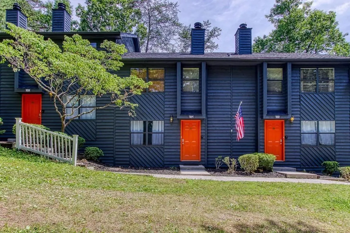 Pinecrest Townhomes-1king-2queen Unit-updated Holiday home Pigeon Forge