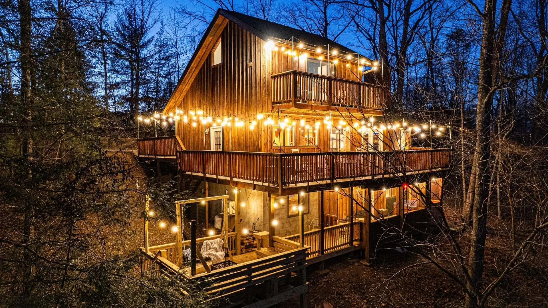 Holiday home The Family Stone Luxe Sleeps 12 Hot Tub Dogfriendly Dollywood Pigeon Forge