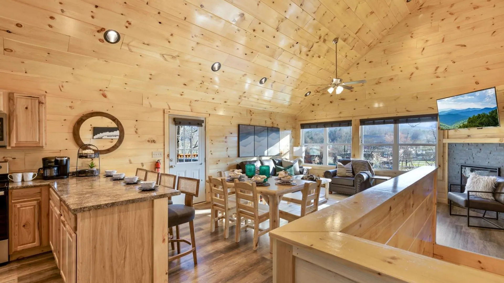 Parkway Paradise W/ Private Hot Tub Apartmán Pigeon Forge