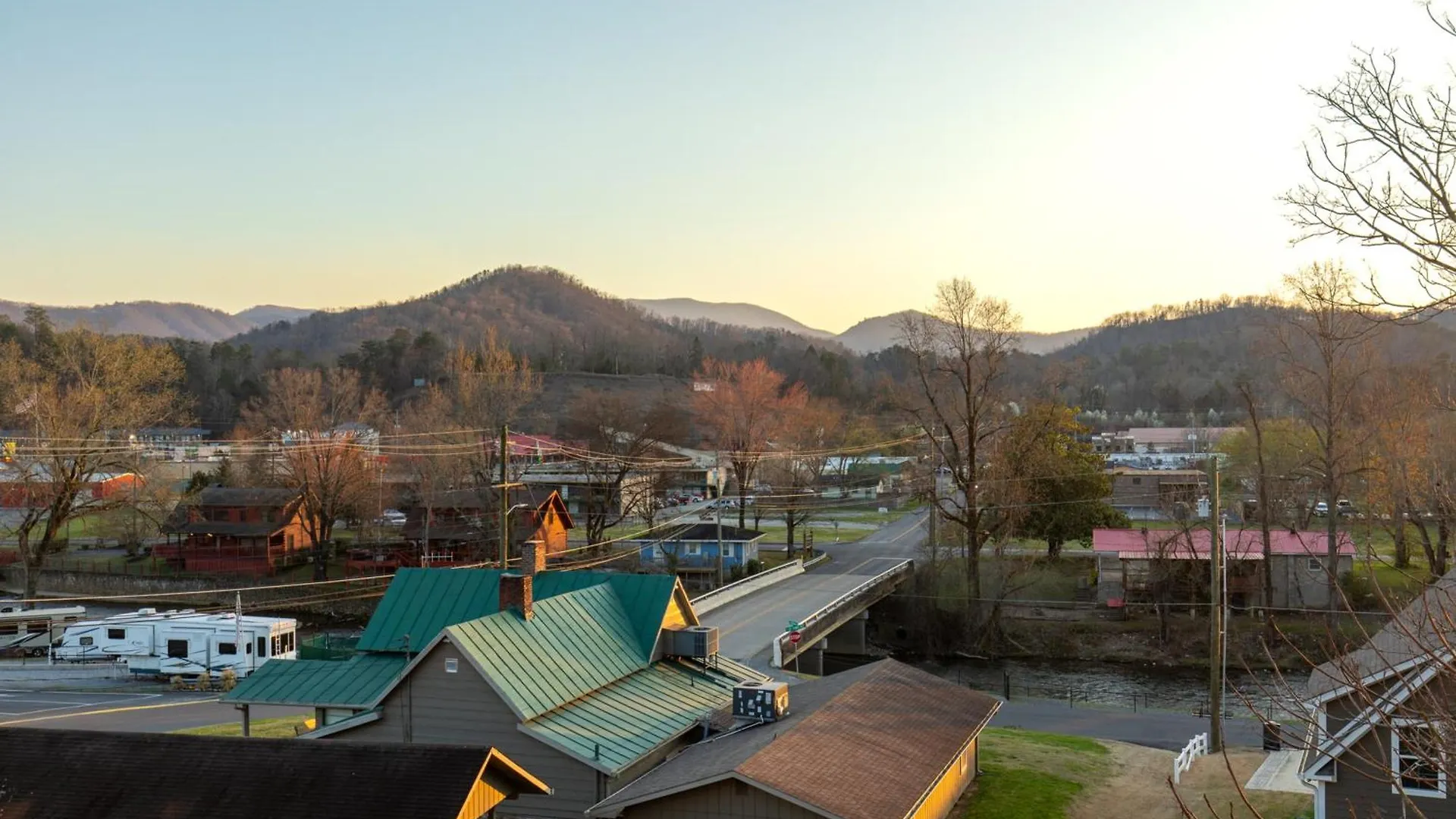 Parkway Paradise W/ Private Hot Tub Apartmán Pigeon Forge