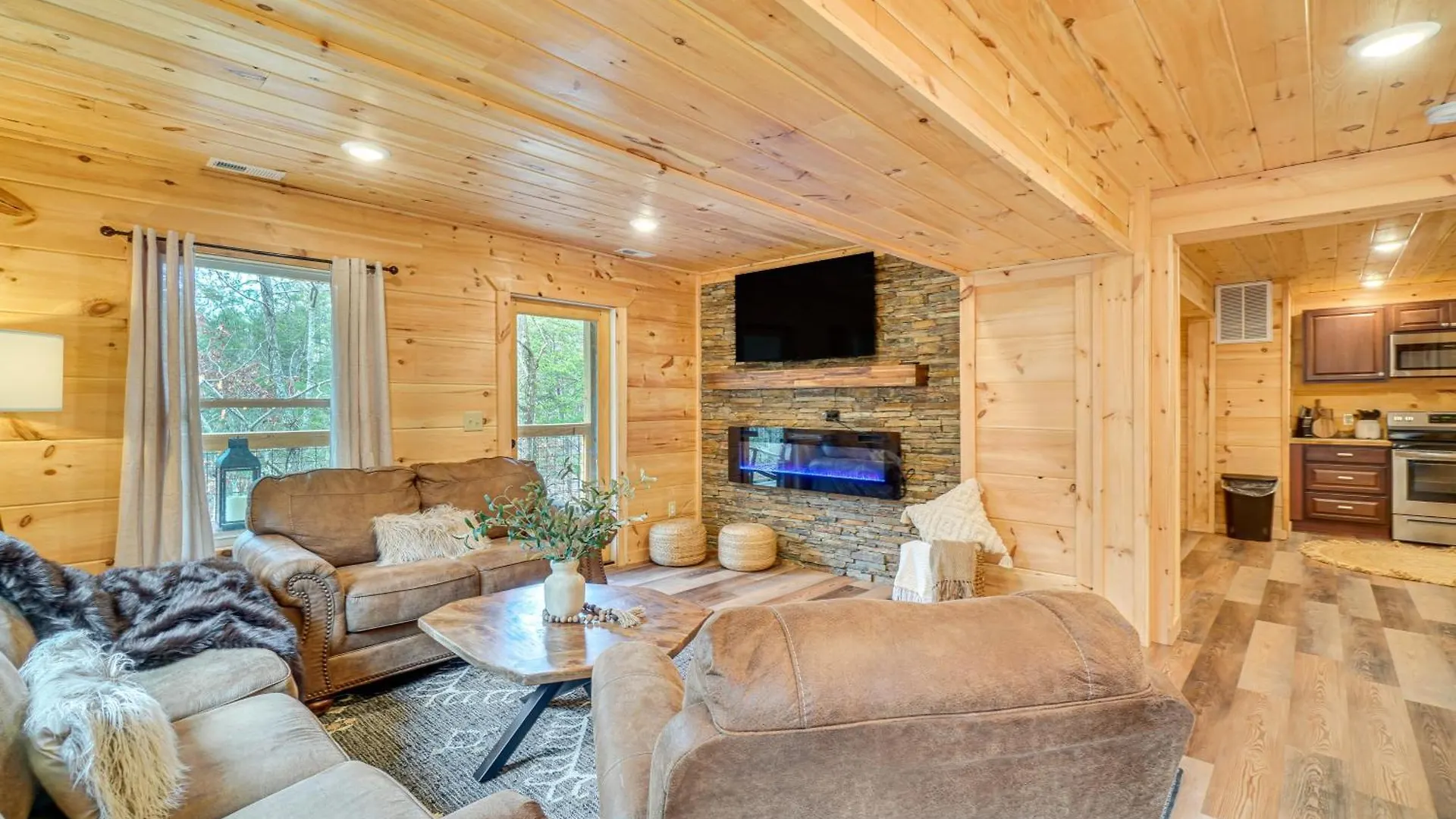 Cozy Sevierville Cabin With Hot Tub And Game Room! * Pigeon Forge