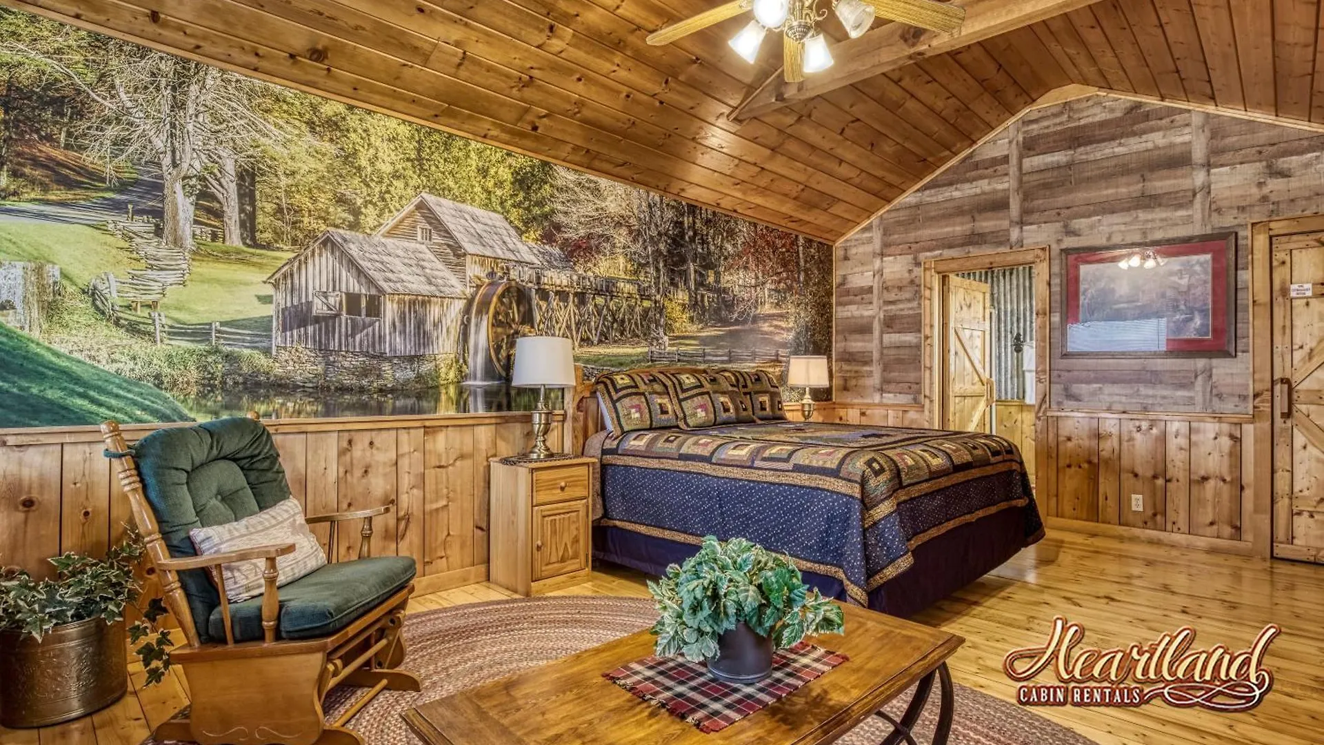 Of The World 2 Bedroom 2 Bath Between And Gatlinburg Pigeon Forge