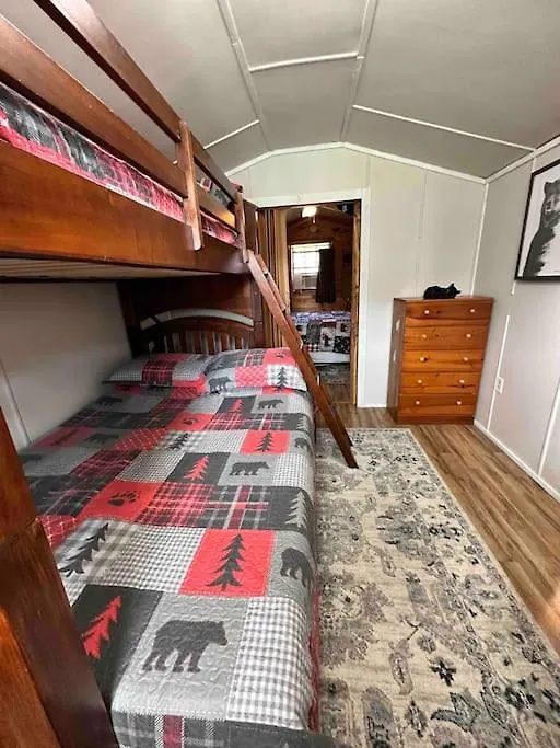 Casa vacanze Cozy Walking Distance To Parkway!