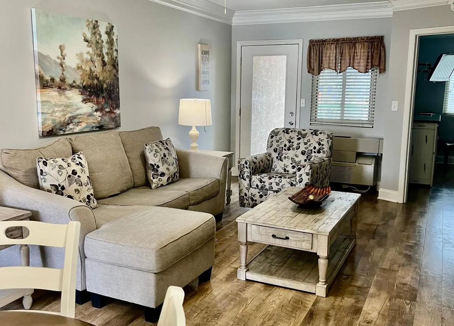 River Place #102 2bd Holiday home