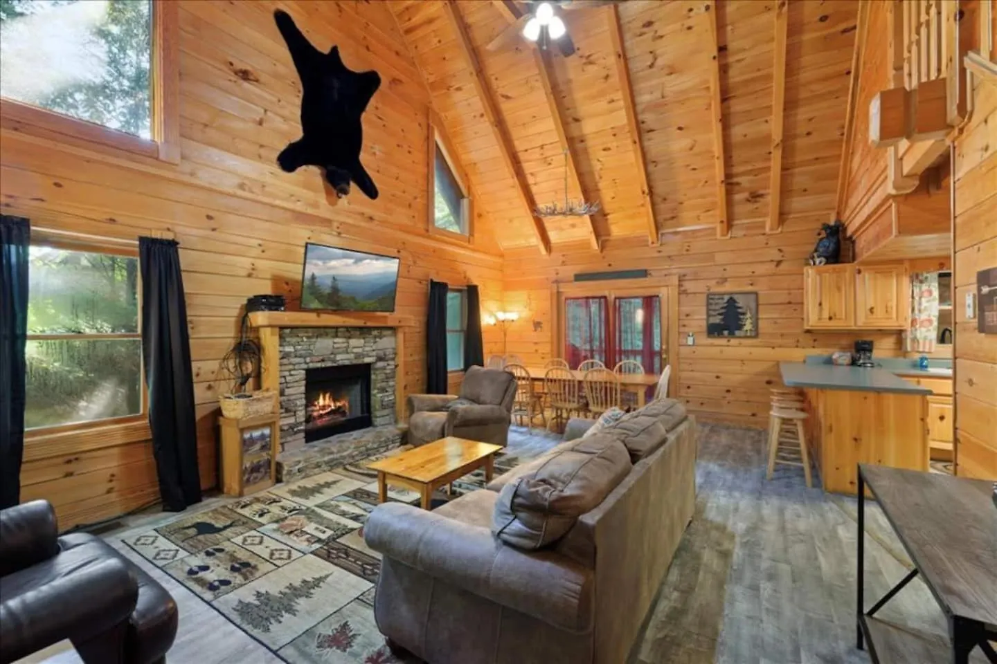 5Br Smoky Cabin Hot Tub, Games, 1 Mi To Parkway Ferienhaus