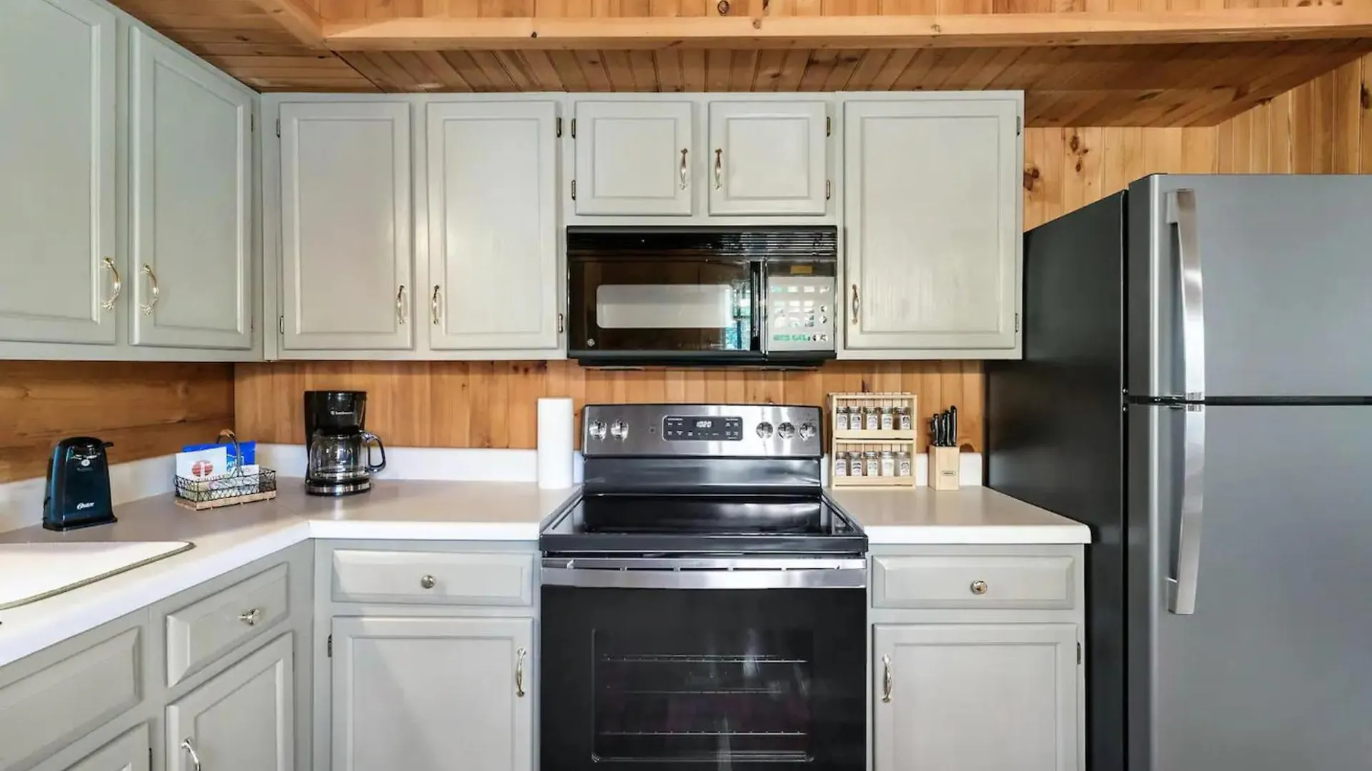 Views 1br15bath Pet-friendly With Hot Tub & Bbq *