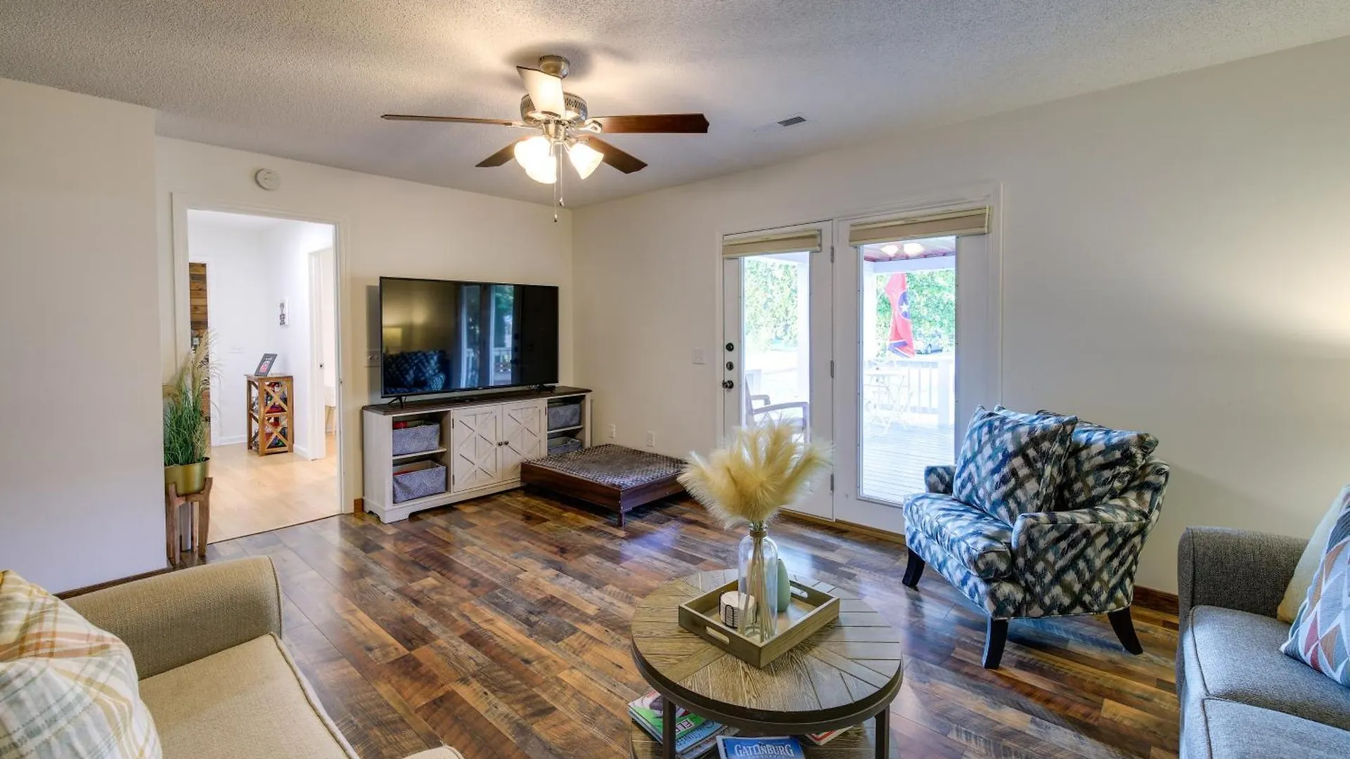 Cozy Near Attractions Pigeon Forge