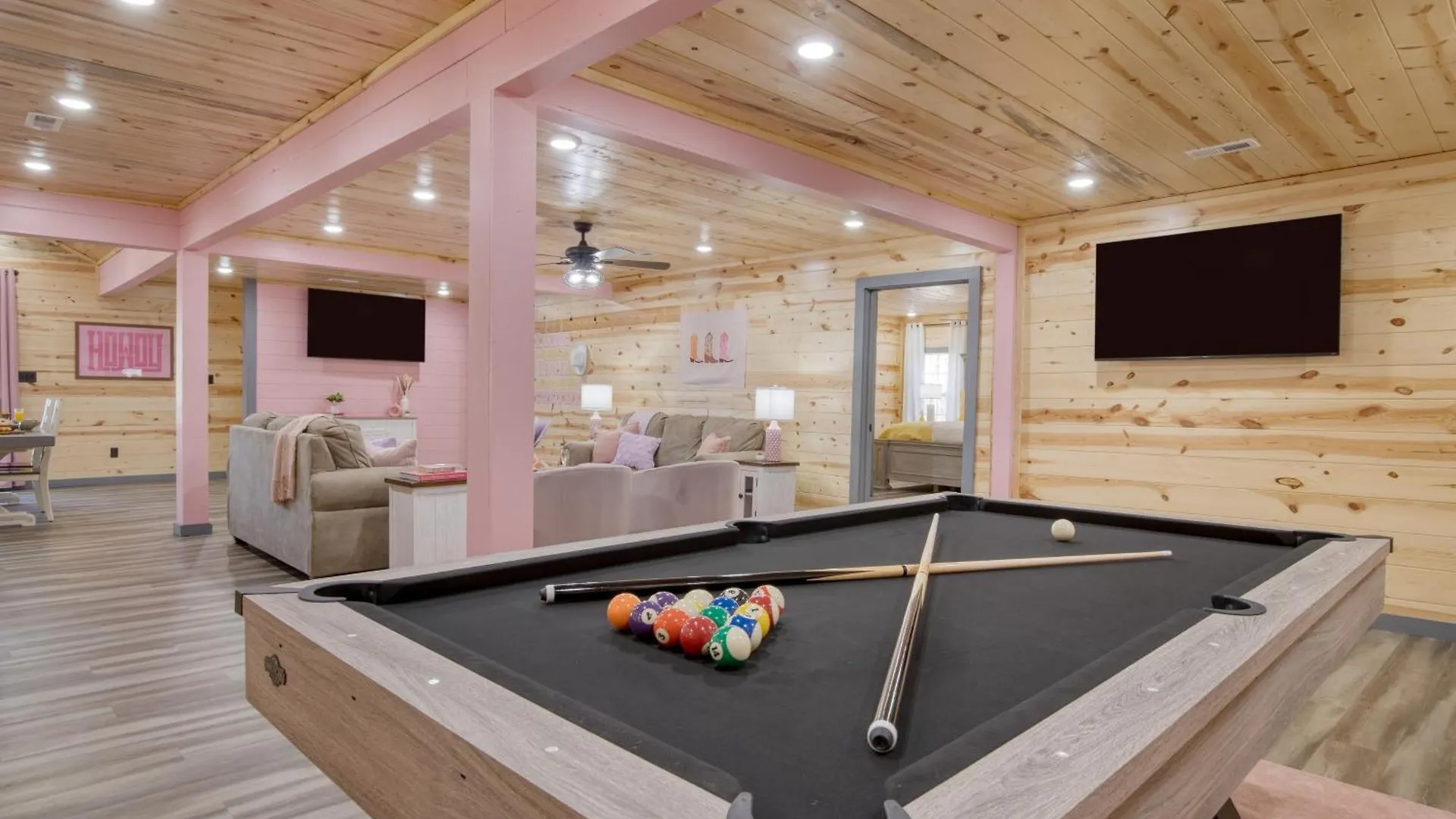 Pink Pines Avantstay Luxury Aesthetic Dream Indoor Pool Hot Tub * Pigeon Forge