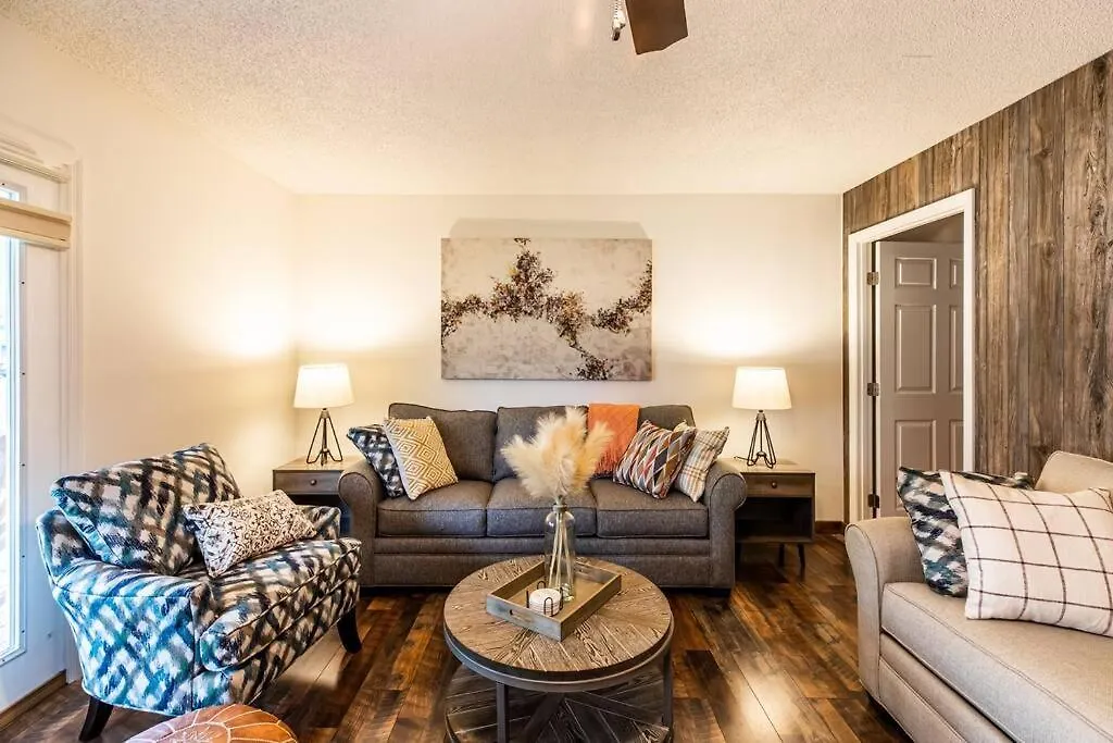 Cozy Near Attractions Holiday home
