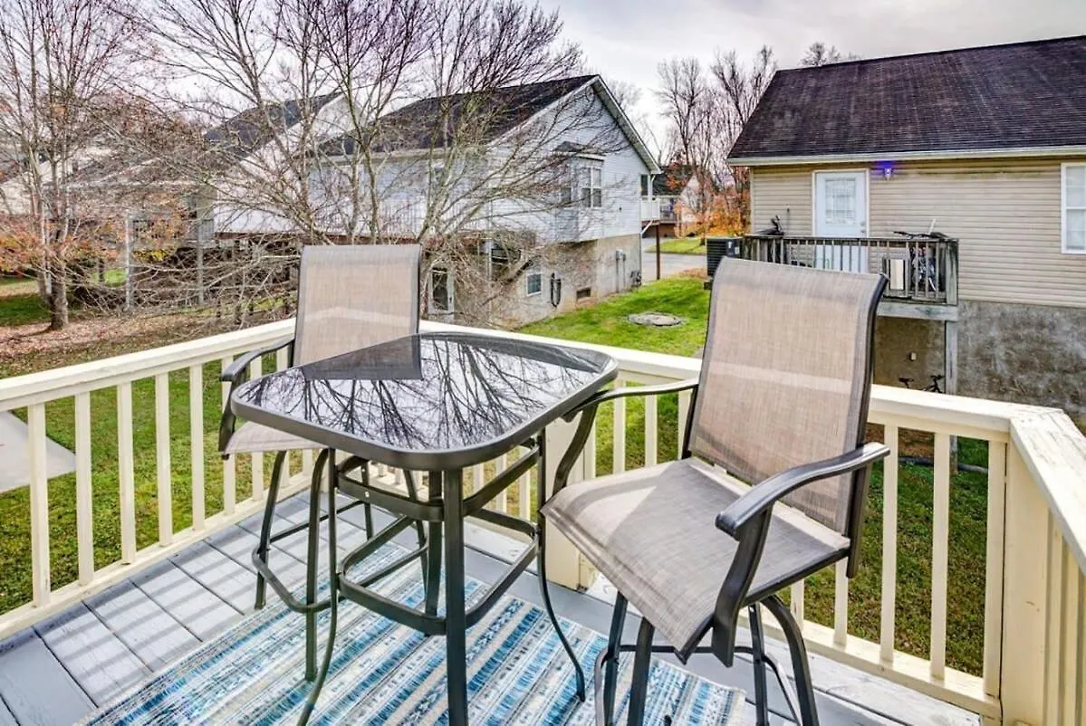 Holiday home Spot For And The Family In Sevier County *