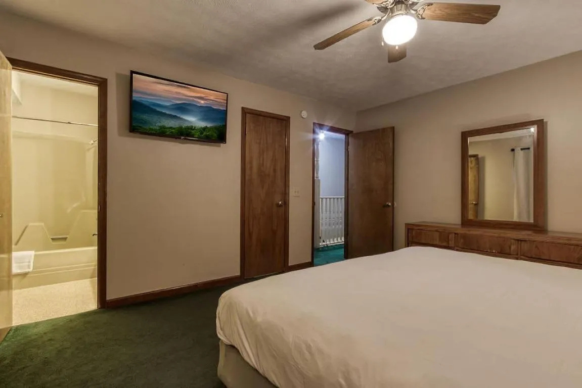 بيت للعطل Pinecrest Townhomes-1king 2bunk Unit *