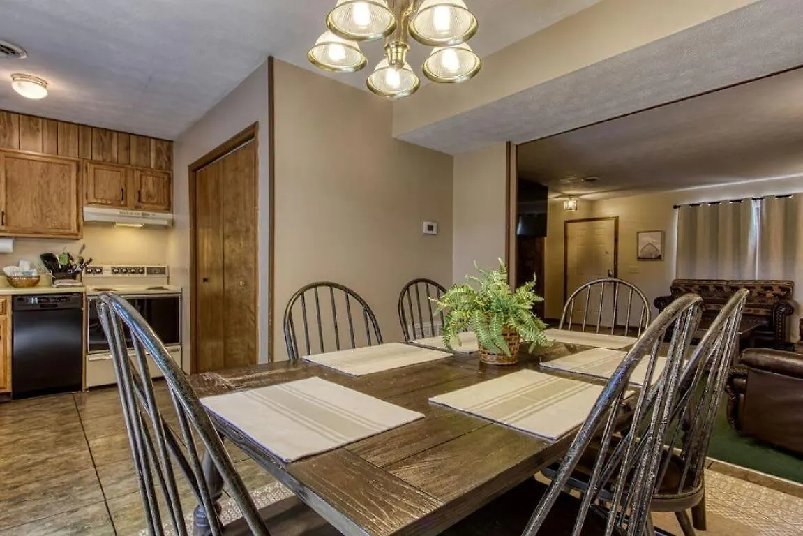 Pinecrest Townhomes-1king 2bunk Unit بيت للعطل بيدجن فورج