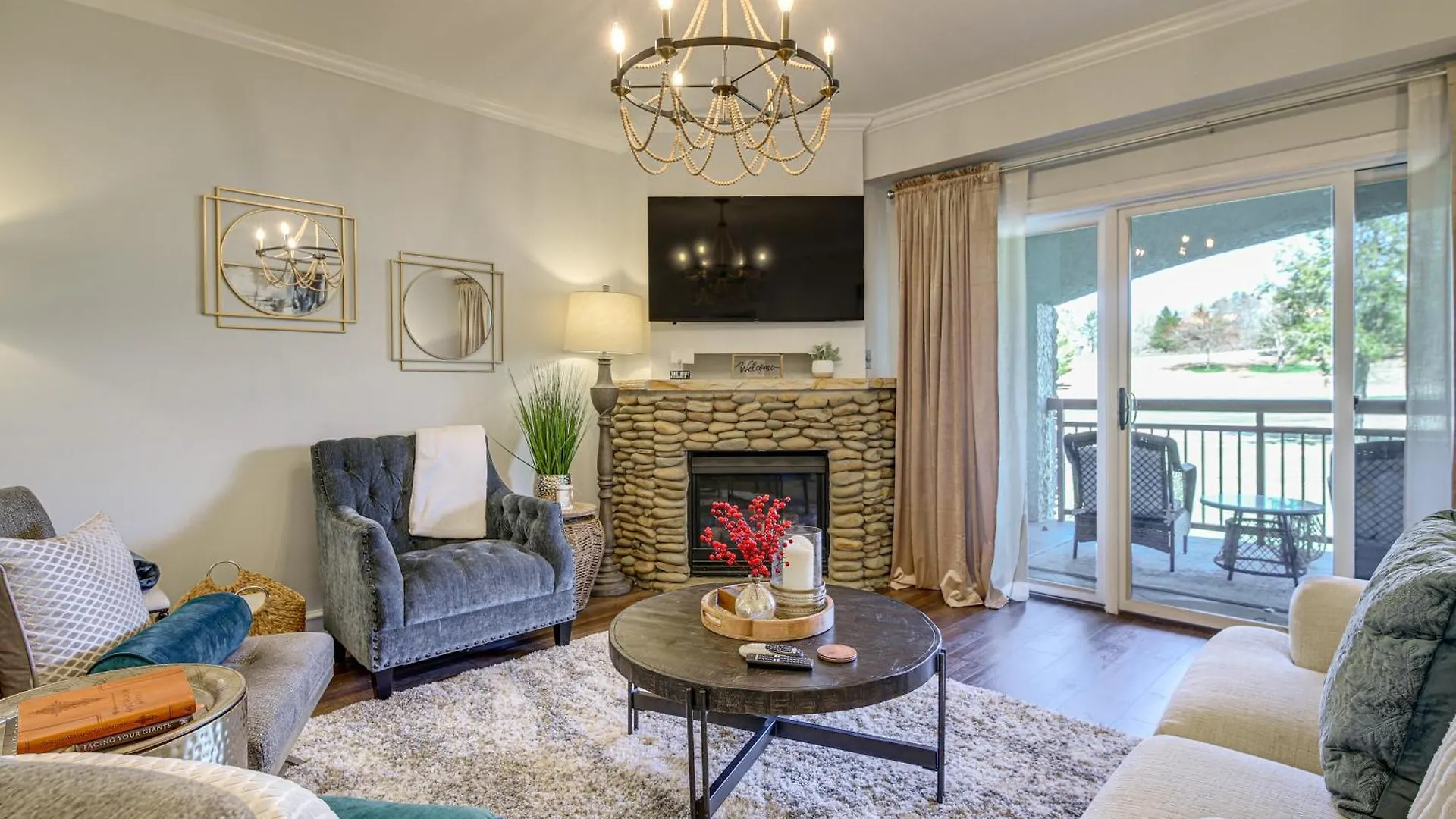 Elegant With Golf Course View! * Pigeon Forge