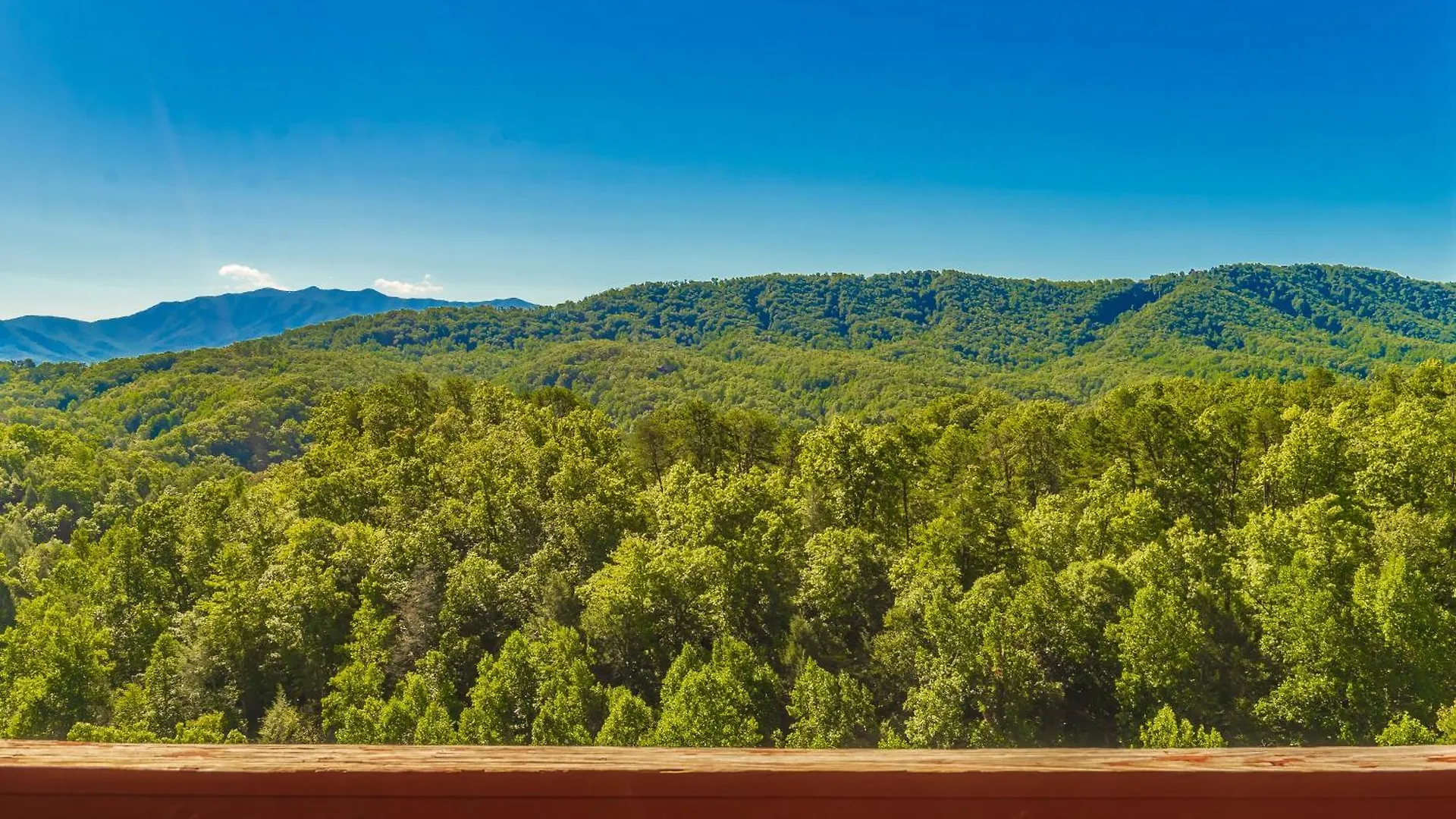 Amazing Rocky Views * Pigeon Forge
