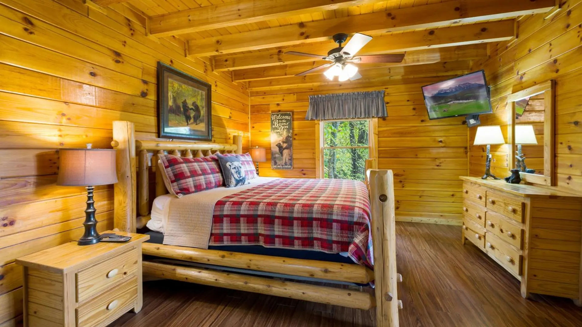 Southern Comfort * Pigeon Forge