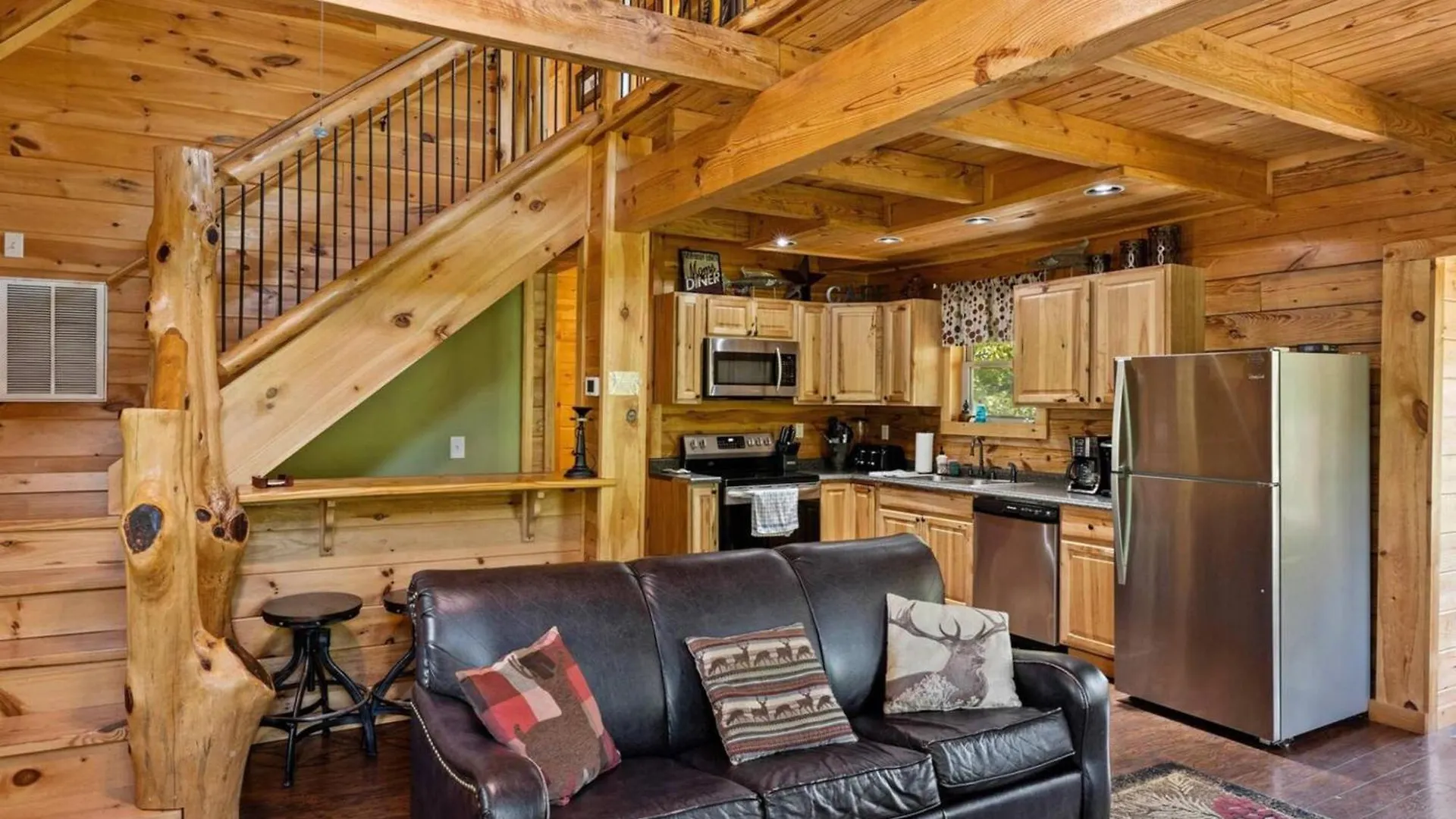 度假居 Steps From Pf 3br Escape Theater & Hot Tub *