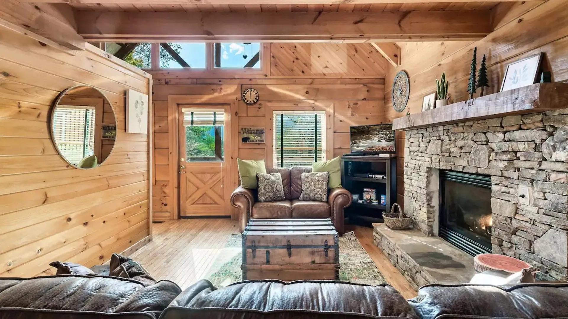 Holiday home Views 1br15bath Pet-friendly With Hot Tub & Bbq