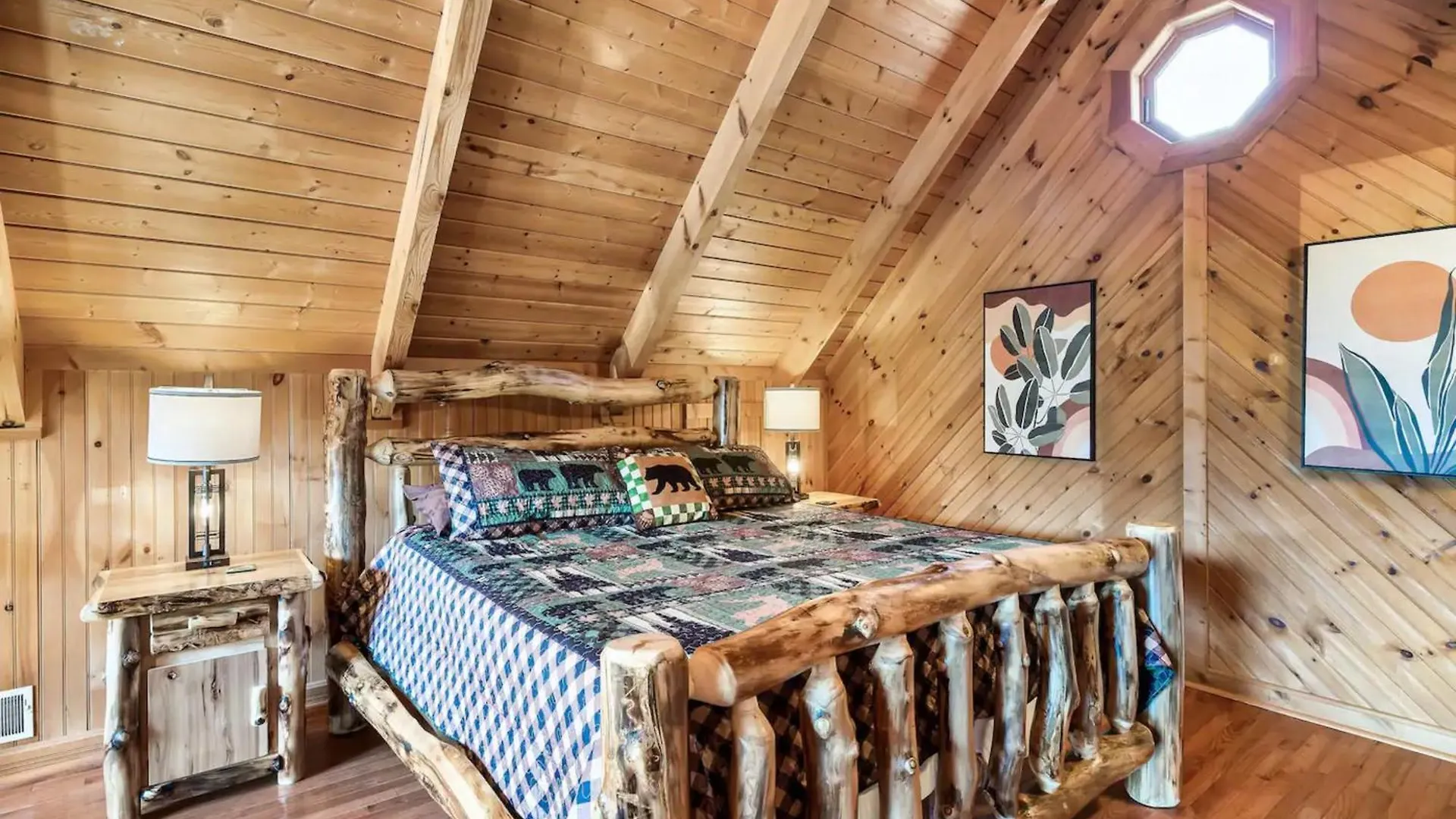 Views 1br15bath Pet-friendly With Hot Tub & Bbq Holiday home Pigeon Forge