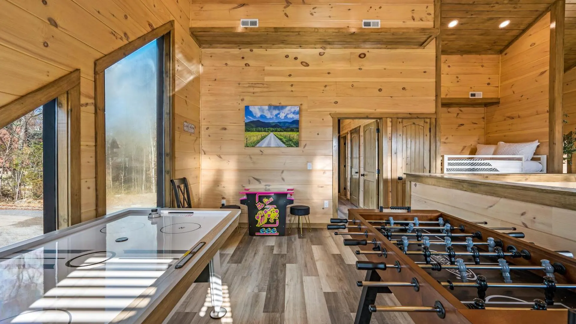 Holiday home Smokiesboutiquecabins Would To Host At Our New Cabin! 3 King Suites, Indoor Pool, Game Room, Lounge With 75